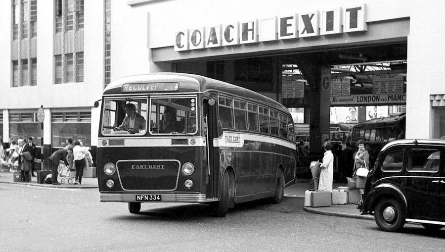  AEC Reliance MU3RV Beadle (DP41F) 1957 года  (UK) (фото 1 из 1)